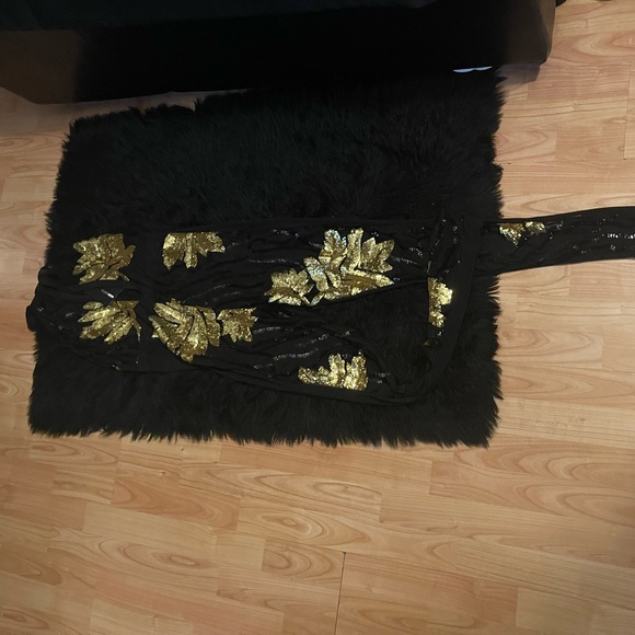 ♣️🤎GET READY FOR 2025 IN THIS SEXY-MY MOM MIAMI SHEER GOLD & BLACK JUMPSUIT♣️ - Picture 8 of 10